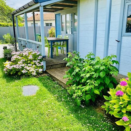 Chalet Atypique Au Calme Avec Emplacement Ideal Soubise Luaran gambar